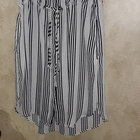 SHIRT DRESS CAMP STYLE H & M (Copy) - Picture 2 of 8